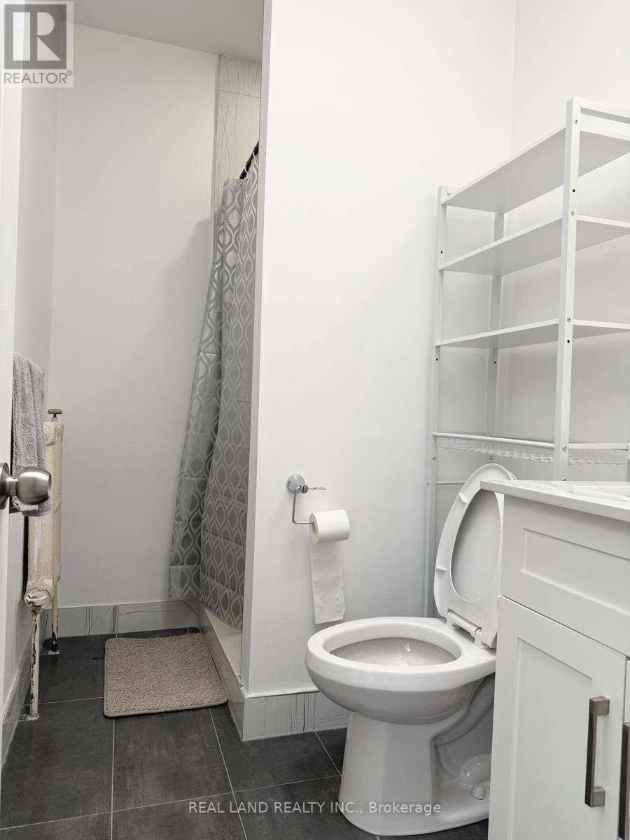 Unit 4 - 31 King Street E, Oshawa, Ontario  L1H 1B2 - Photo 7 - E12151640