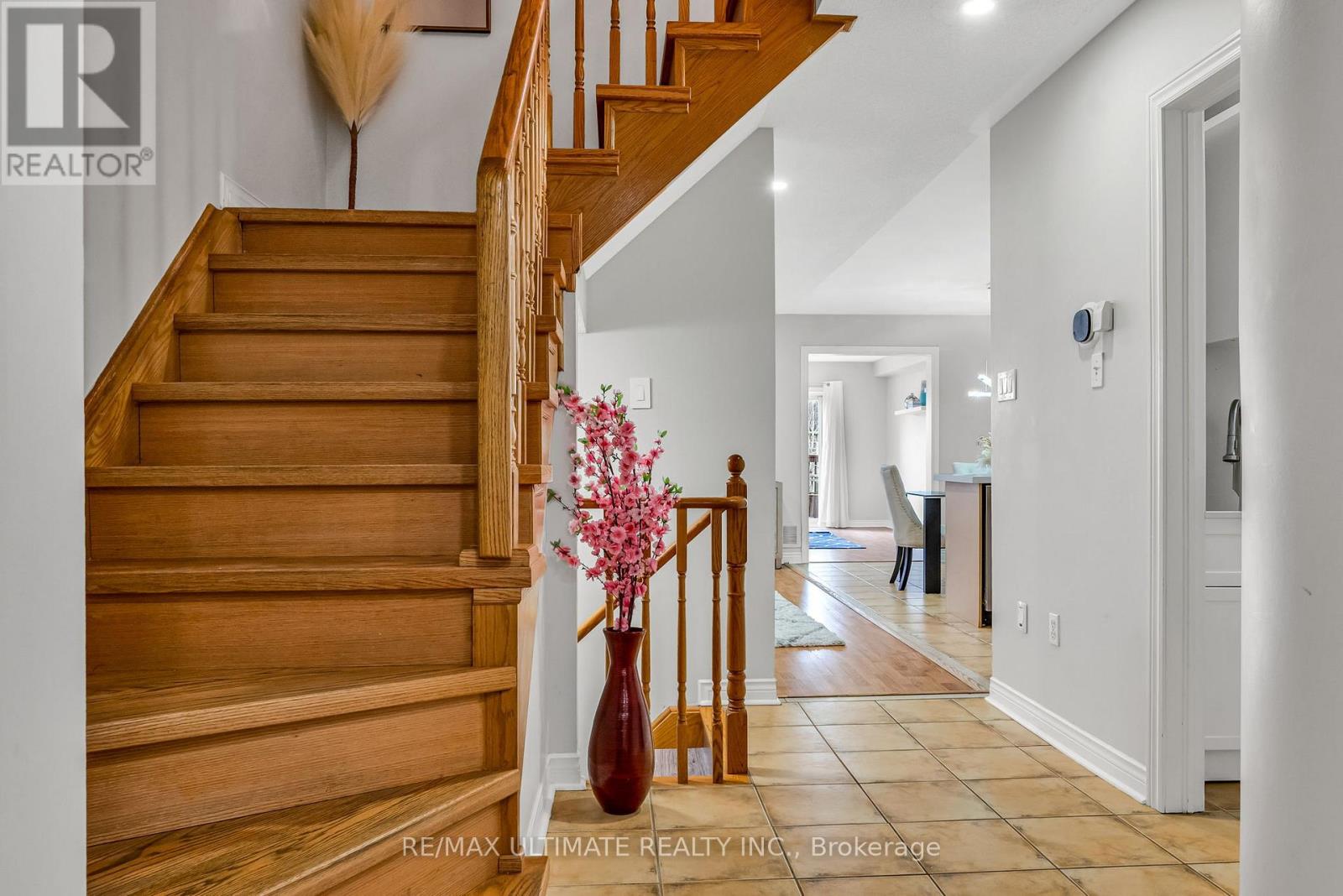 8 Dooley Crescent, Ajax, Ontario  L1T 4J4 - Photo 2 - E12151701