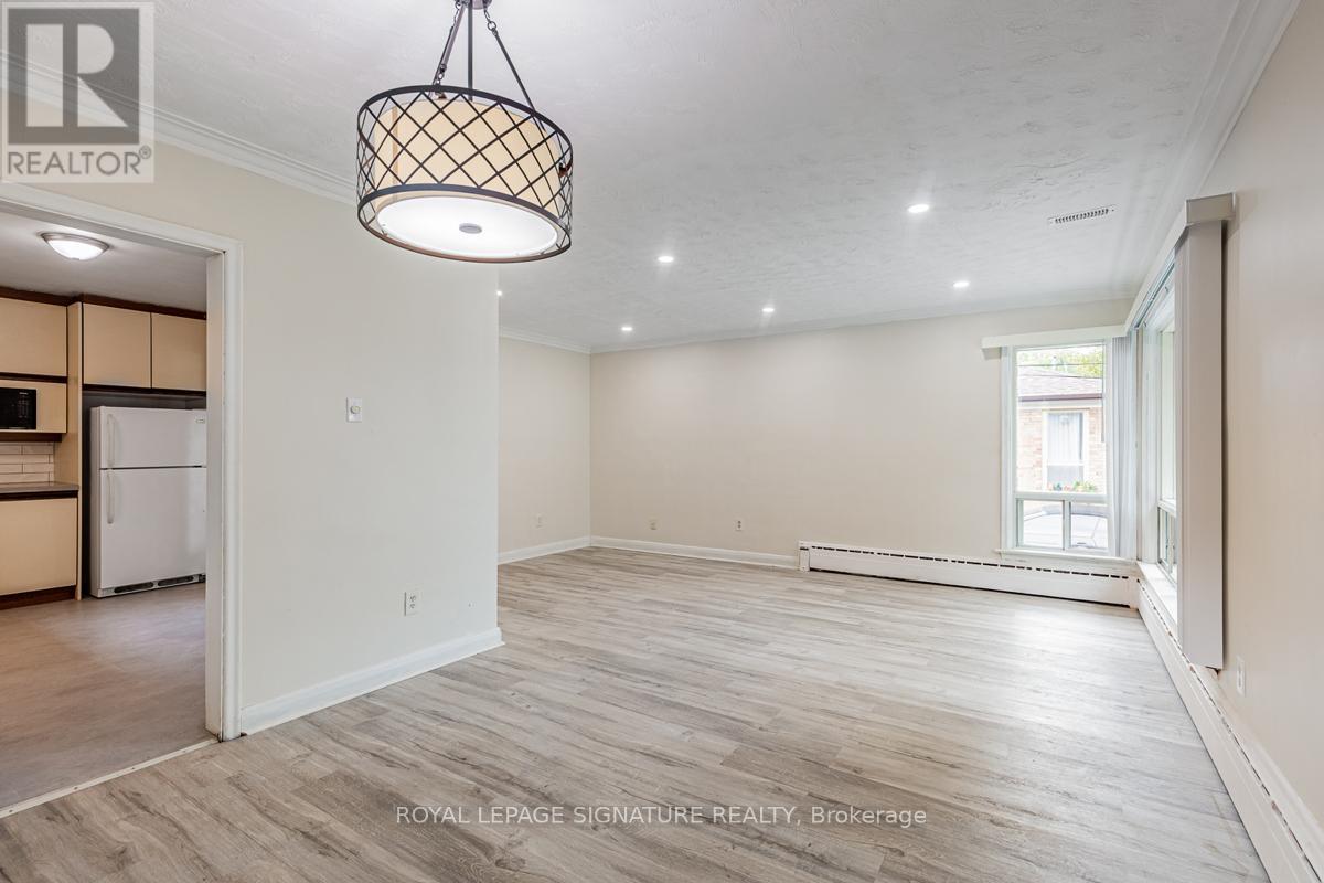 Upper - 71 Wishing Well Drive, Toronto, Ontario  M1T 1J2 - Photo 8 - E12151738