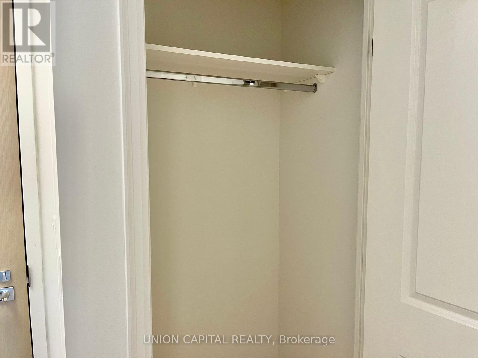 1004 - 10 Rouge Valley Drive W, Markham, Ontario  L6G 0G9 - Photo 10 - N12151732