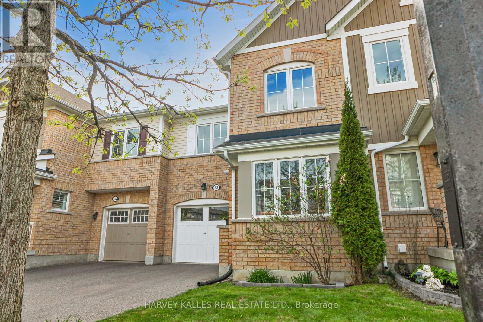Property at 32 HUTT CRESCENT image 2