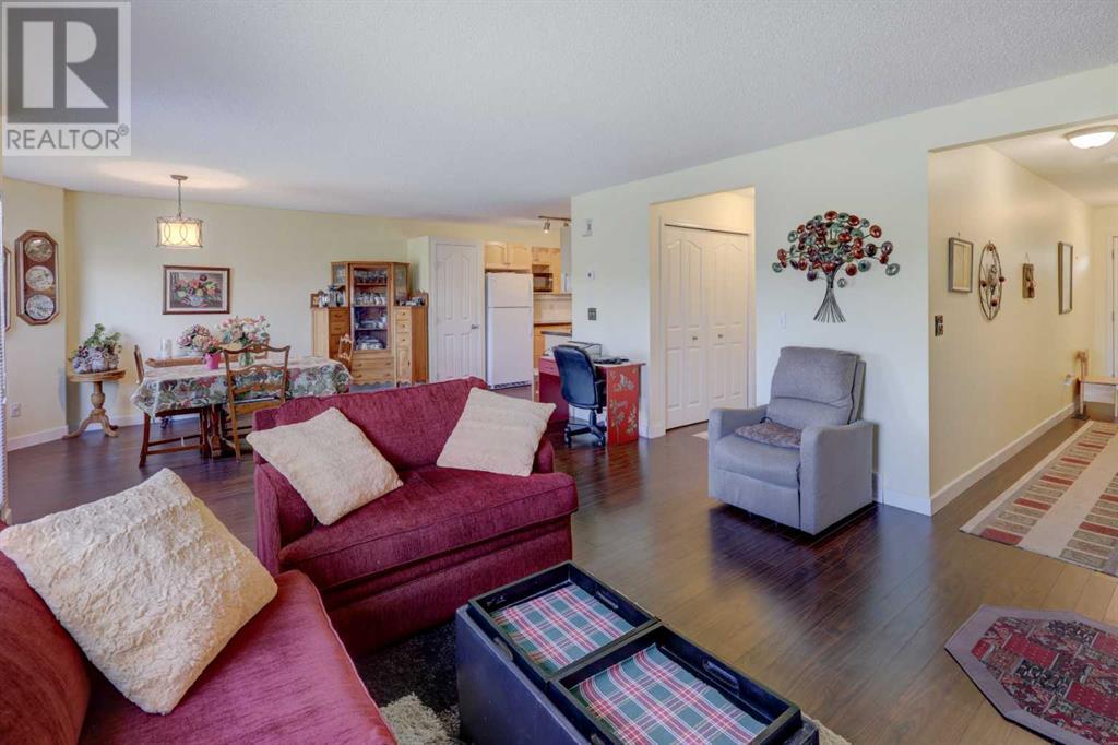 12, 156 Canoe Drive Sw, Airdrie, Alberta  T4B 2Z3 - Photo 7 - A2221457