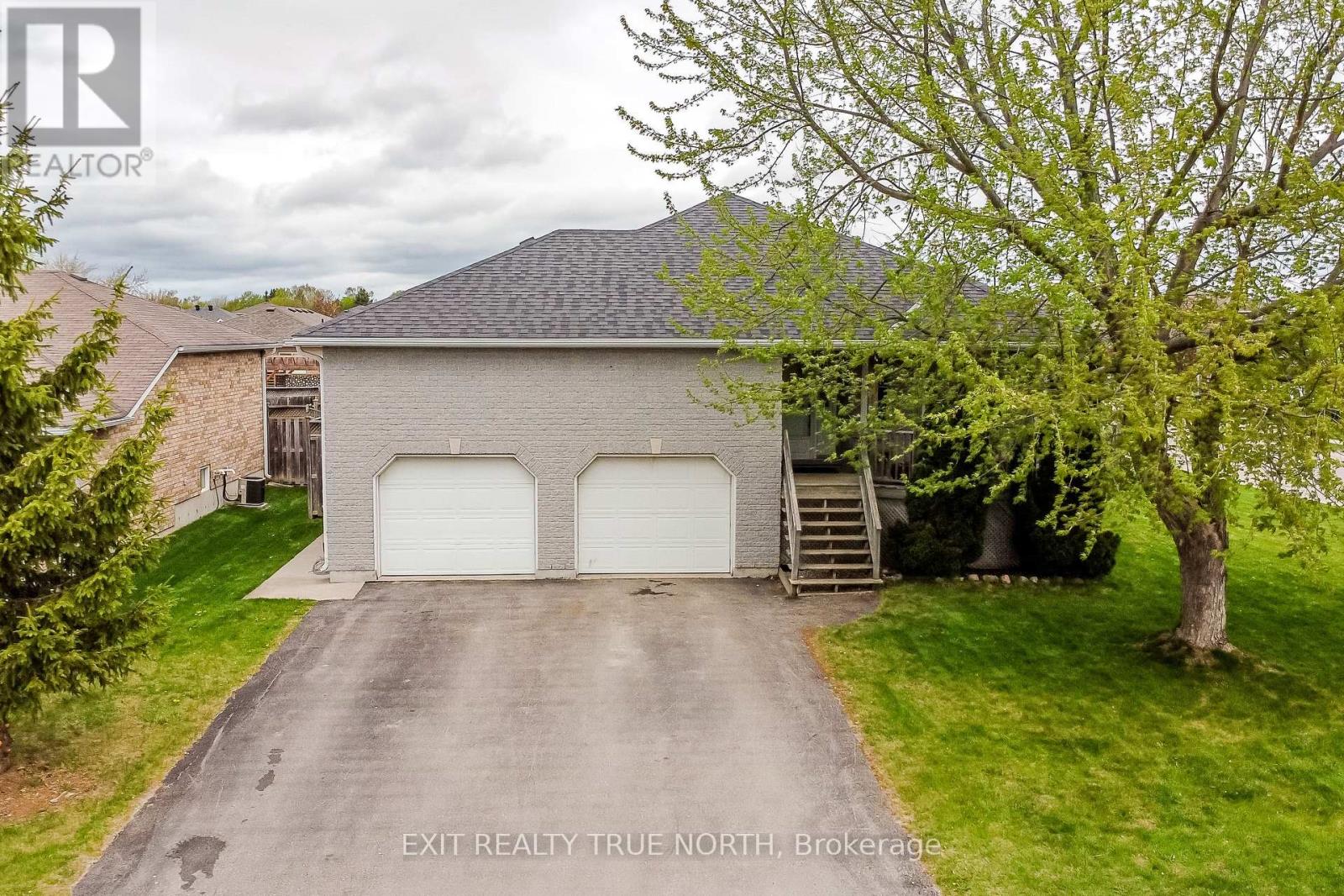 44 Graham Street, Springwater, Ontario  L0L 1P0 - Photo 1 - S12151617