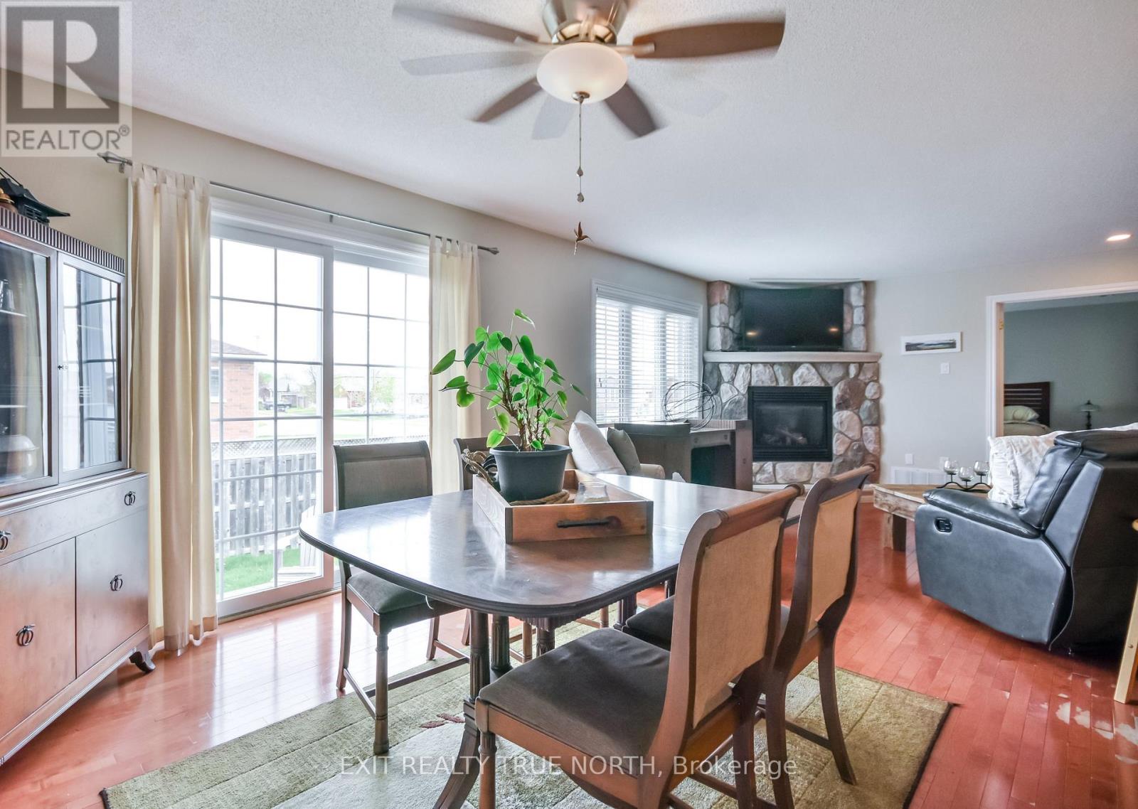 44 Graham Street, Springwater, Ontario  L0L 1P0 - Photo 5 - S12151617