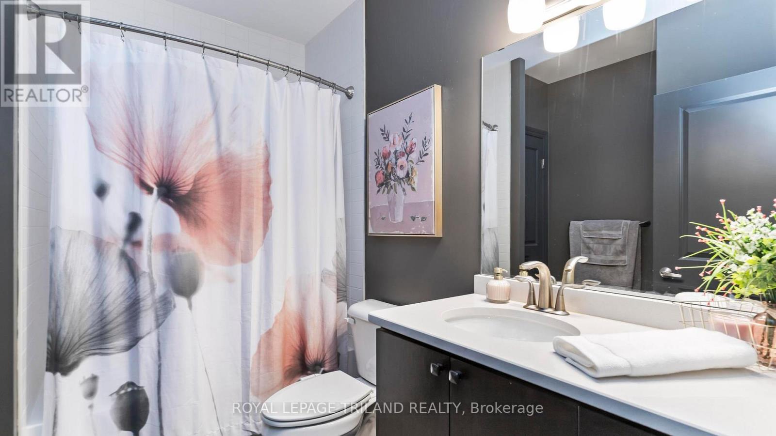Photo 10 of 44 for 2303 - 330 Ridout Street N