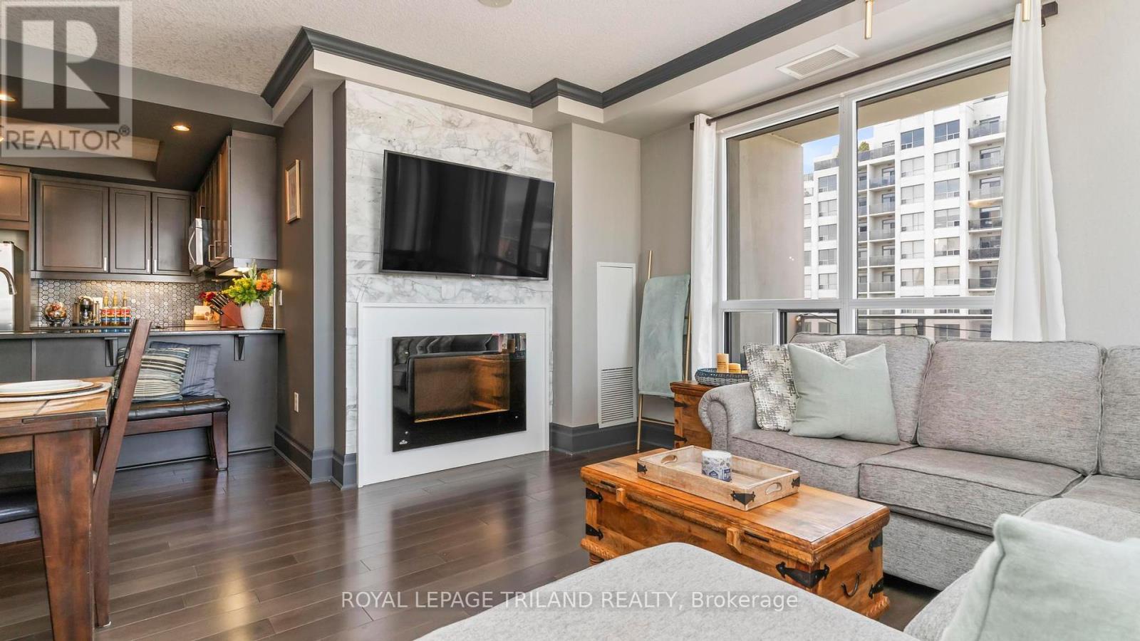 Photo 21 of 44 for 2303 - 330 Ridout Street N