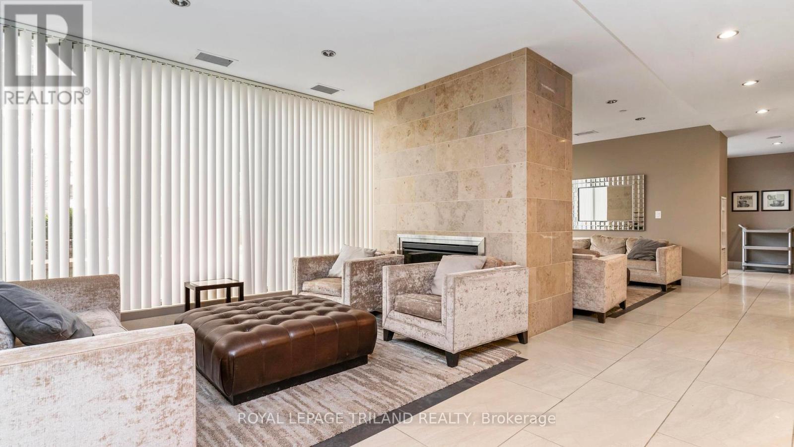 Photo 35 of 44 for 2303 - 330 Ridout Street N
