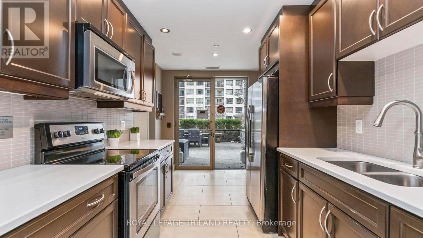 Photo 41 of 44 for 2303 - 330 Ridout Street N