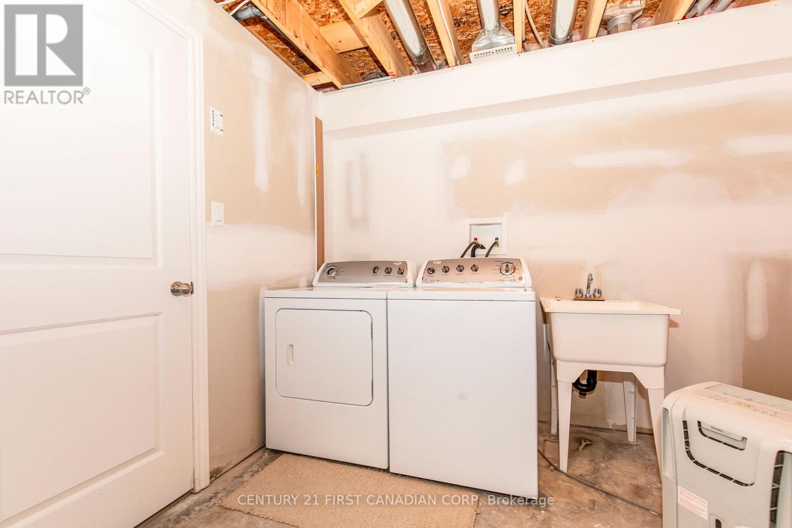 3337 Paulpeel Avenue, London South, Ontario  N6L 0A4 - Photo 39 - X12151822
