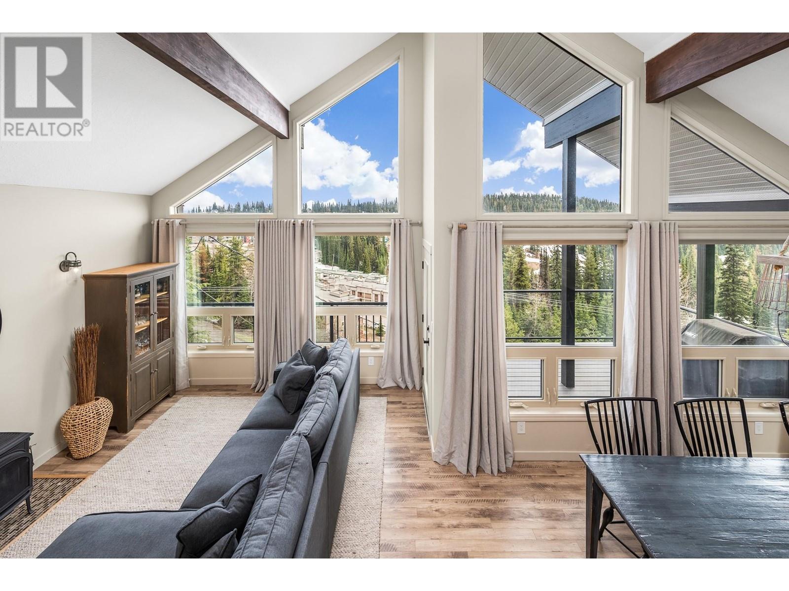 9811 Silver Star Road, Vernon, British Columbia  V1B 3M1 - Photo 8 - 10348106