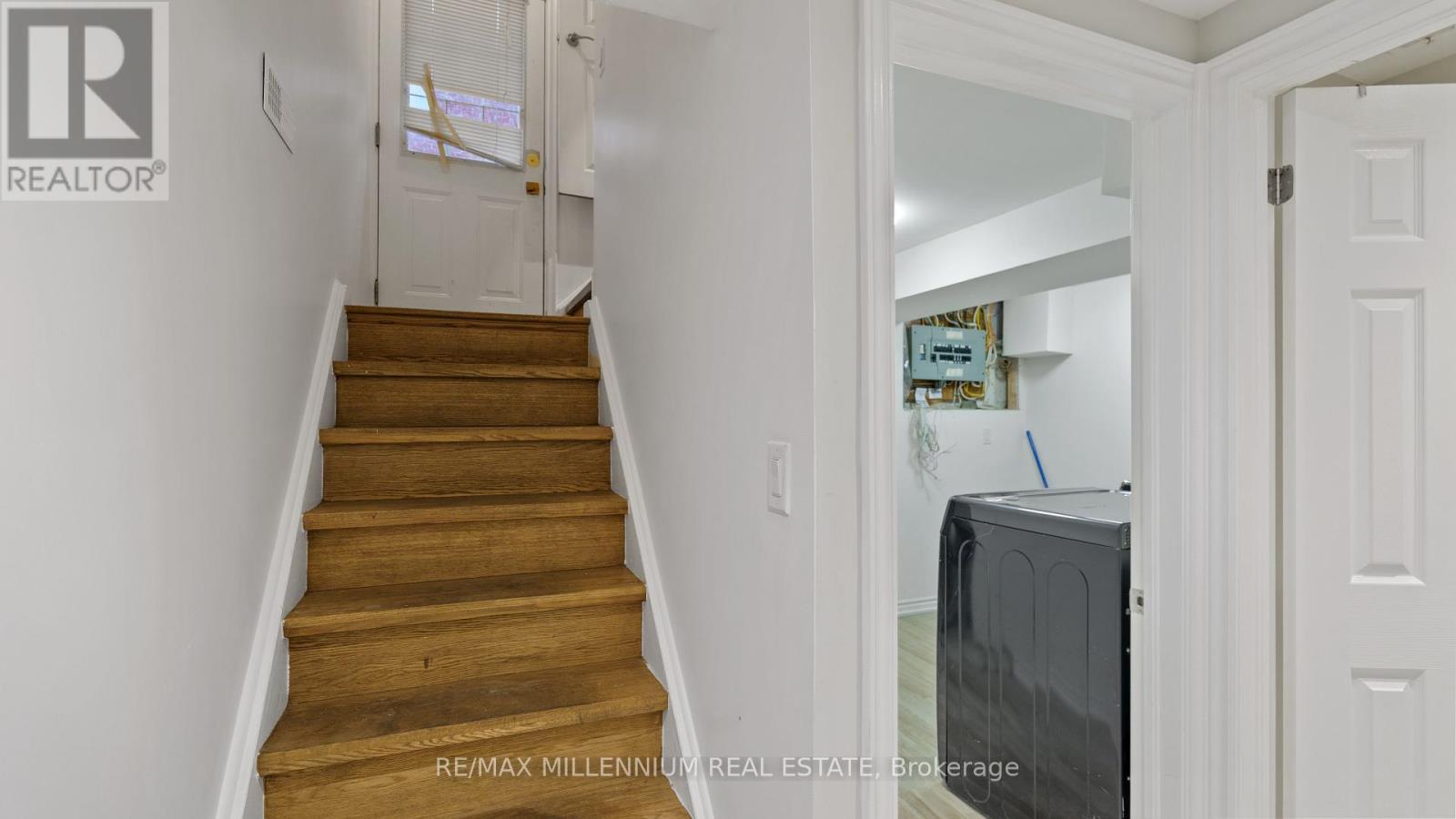 3 Jasmine Road, Toronto, Ontario  M9M 2P8 - Photo 17 - W12151616