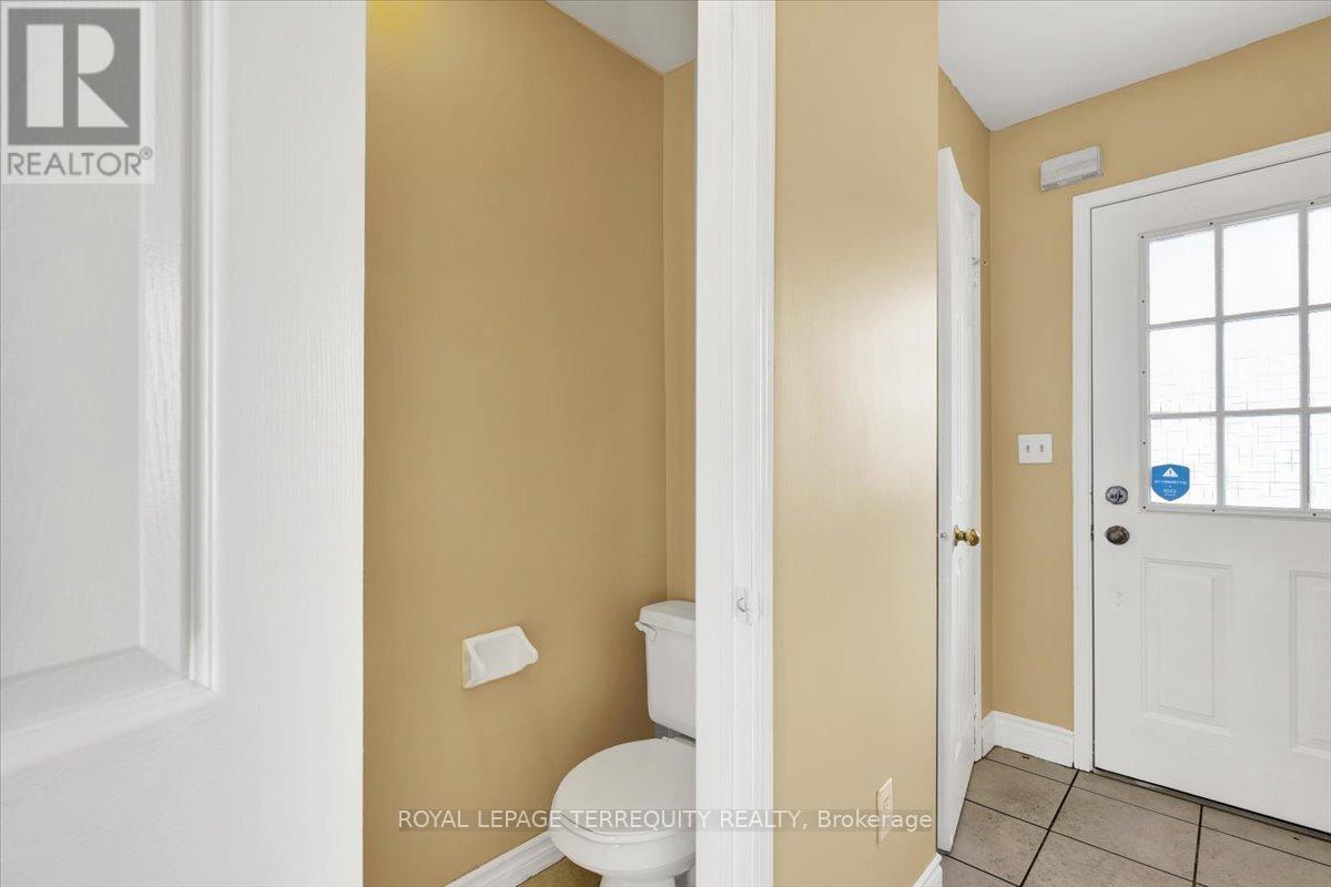 Property at 1009 WINDBROOK GROVE image 4