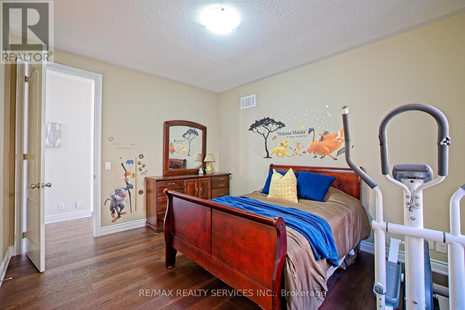 93 Bear Run Road, Brampton, Ontario  L6X 2Z9 - Photo 24 - W12151648