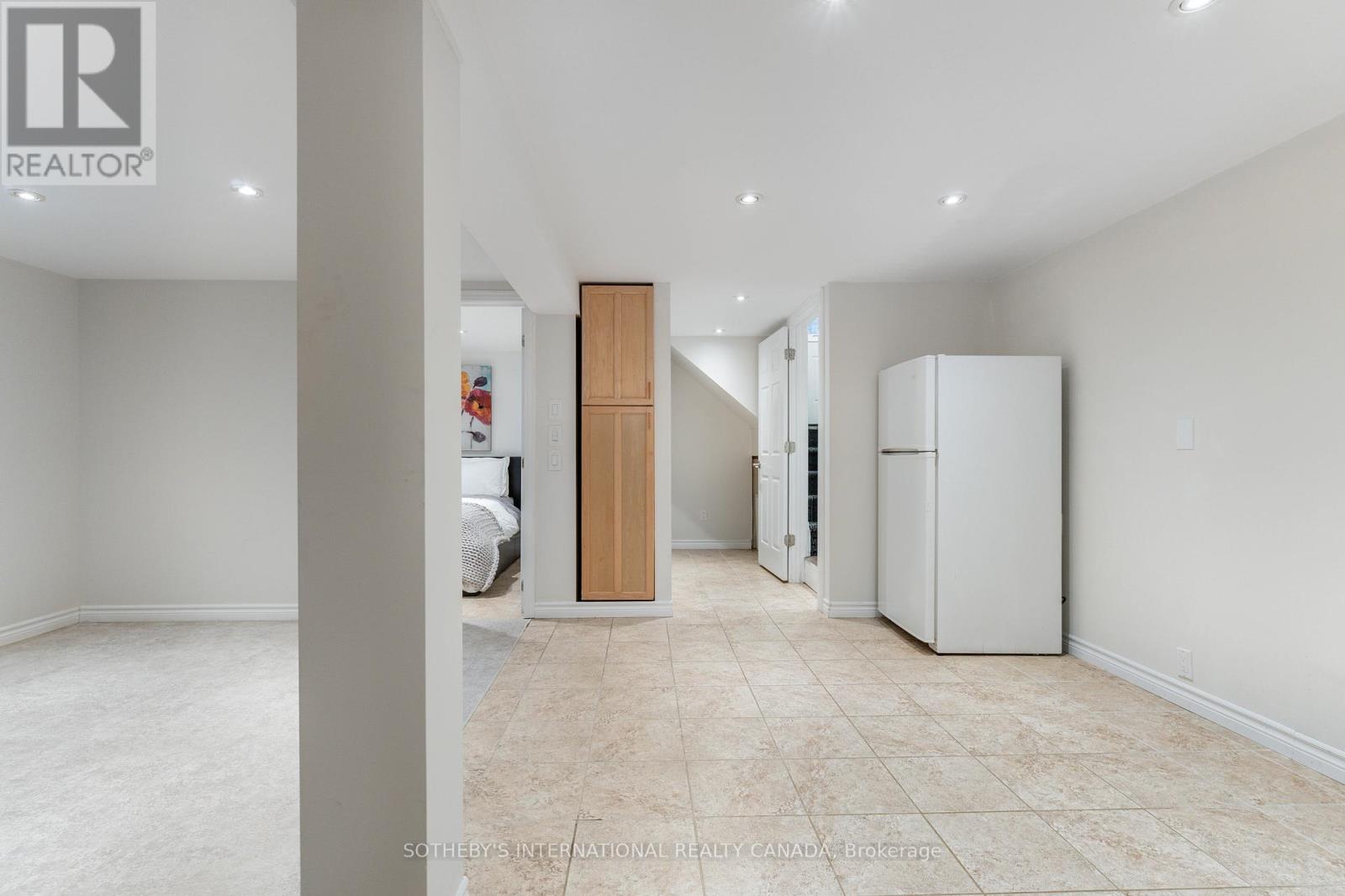 38 Guthrie Avenue, Toronto, Ontario  M8Y 3L1 - Photo 21 - W12151668