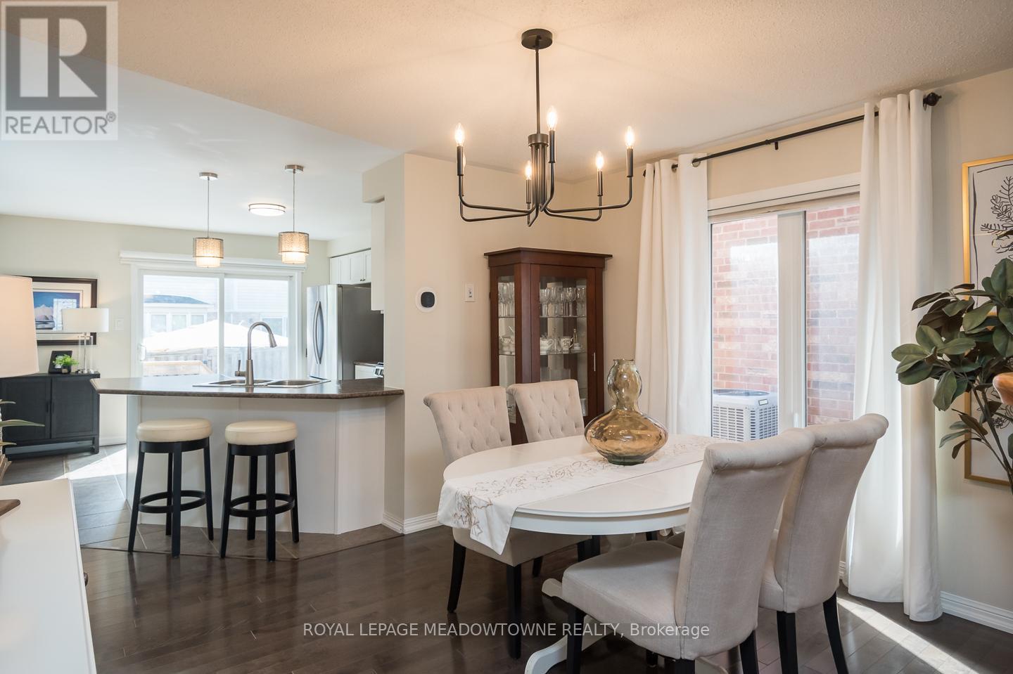 Property at 694 RAYNER COURT image 4