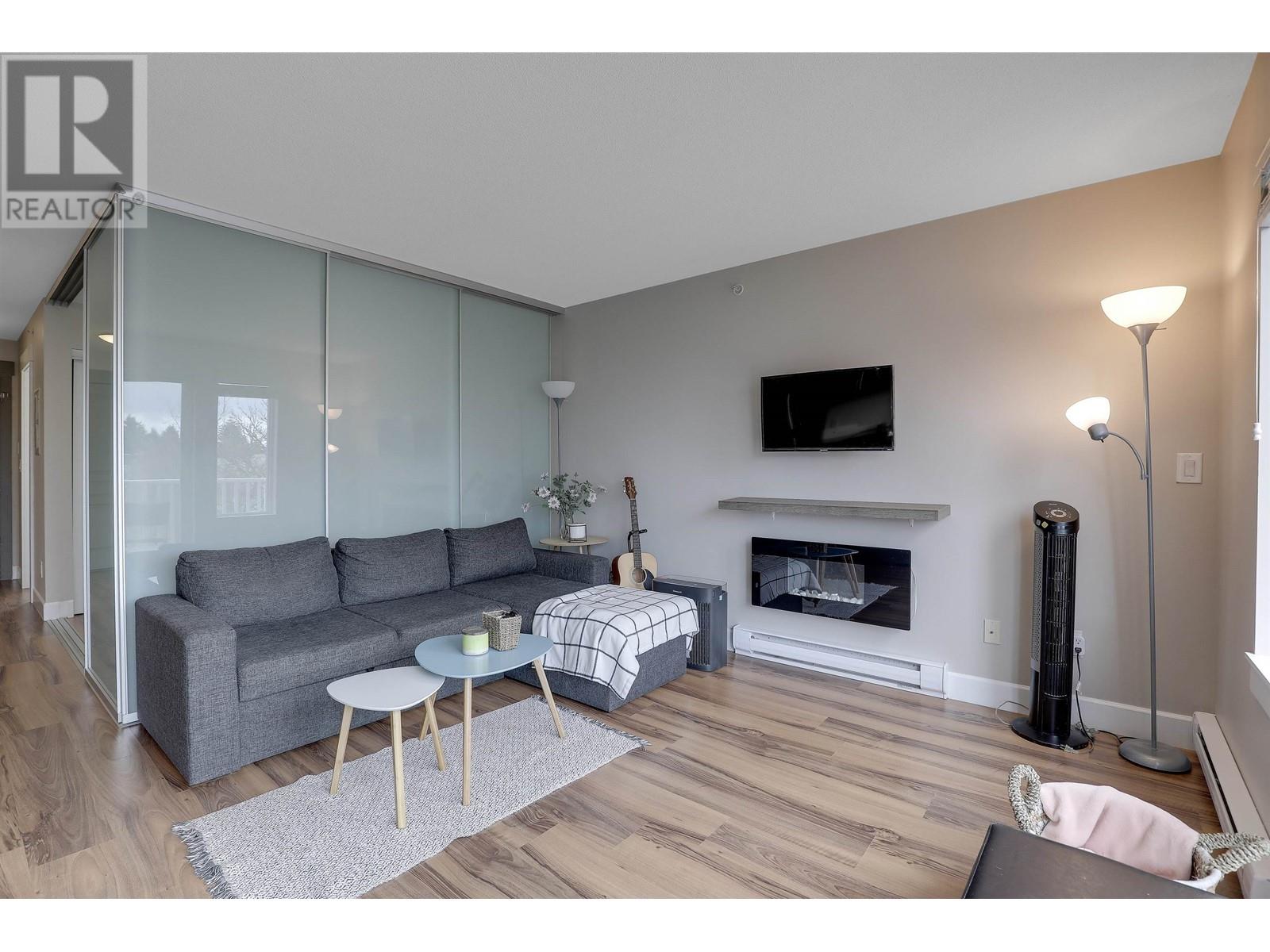 408 12283 224th Street, Maple Ridge, British Columbia  V2X 8Z3 - Photo 2 - R3003039