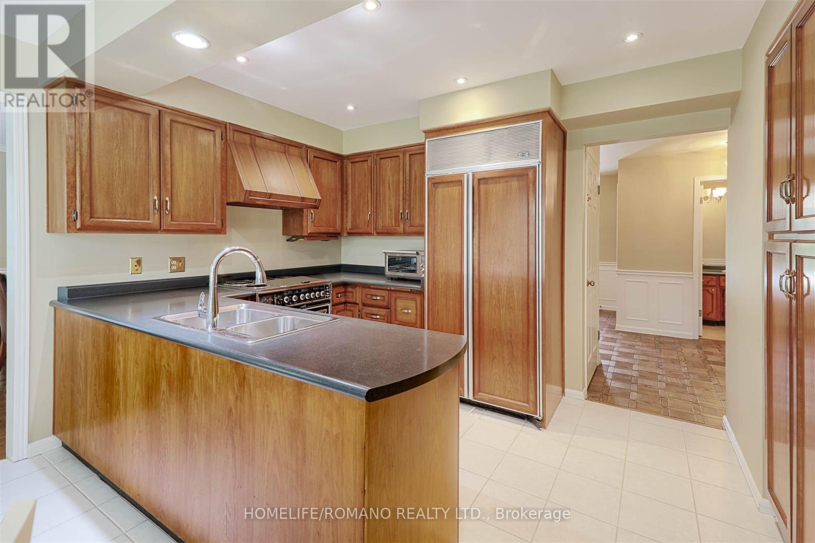 109 Sandy Ridge Place, Waterloo, Ontario  N2T 1C5 - Photo 12 - X12151630