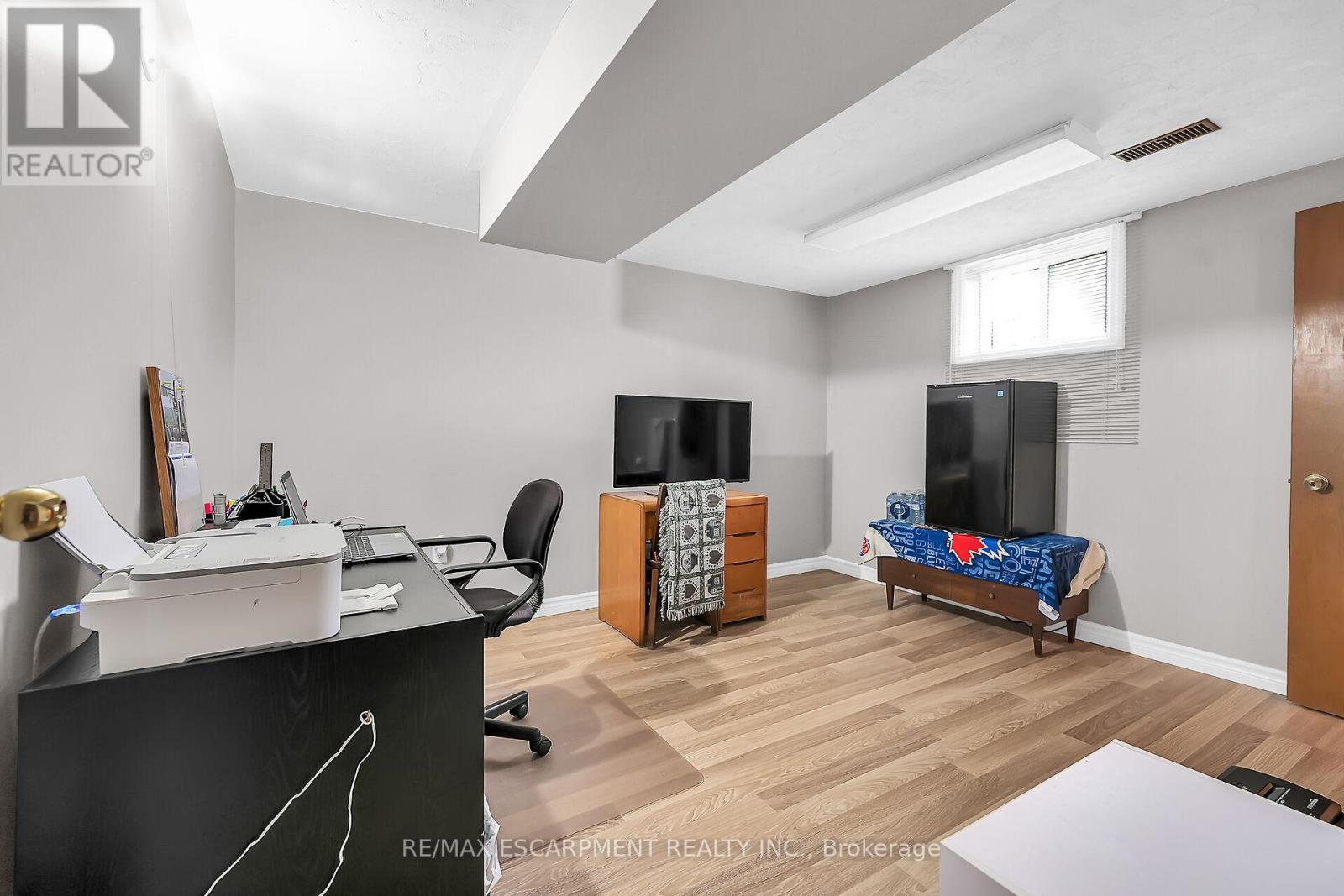 16 Hewitt Drive, Haldimand, Ontario  N0A 1H0 - Photo 33 - X12151691