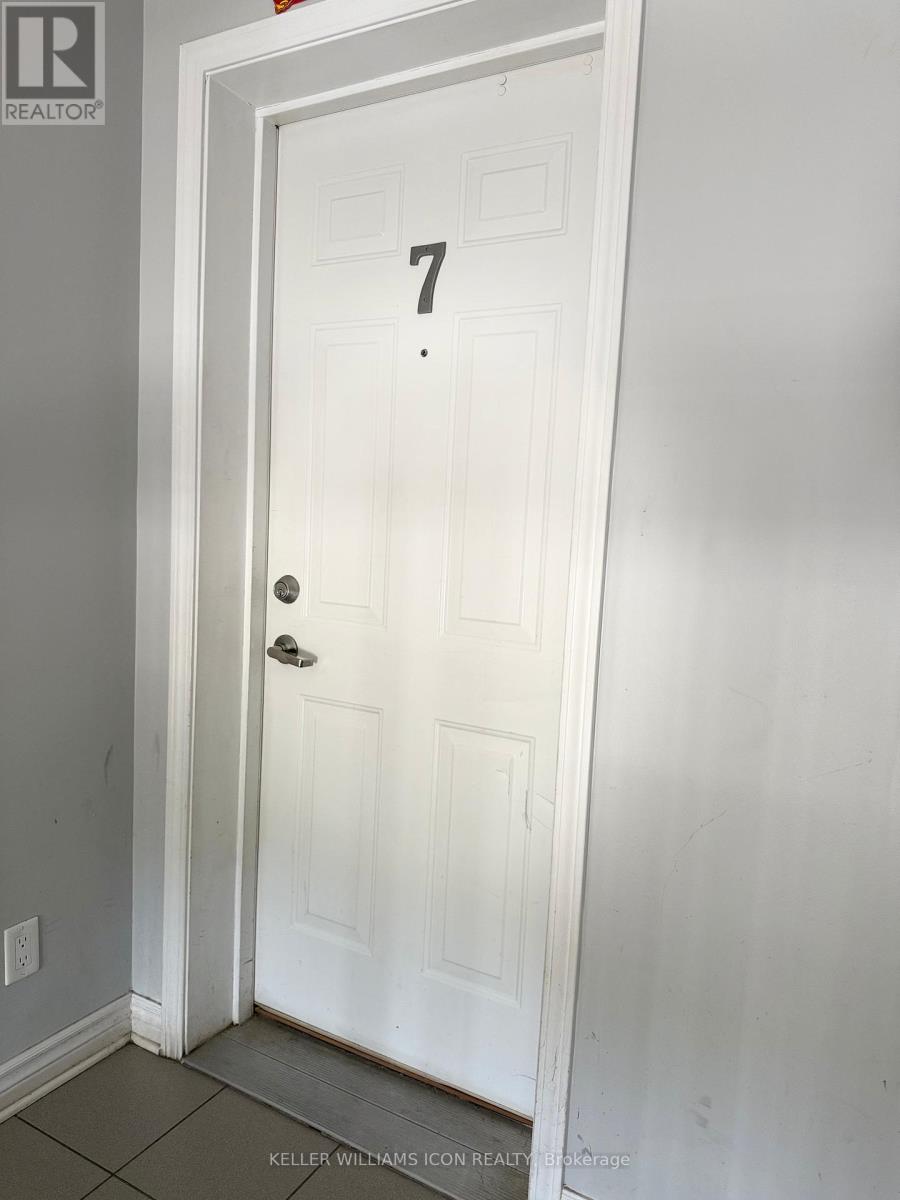 7 - 575 Stonefield Private, Ottawa, Ontario  K2G 4R4 - Photo 2 - X12104982