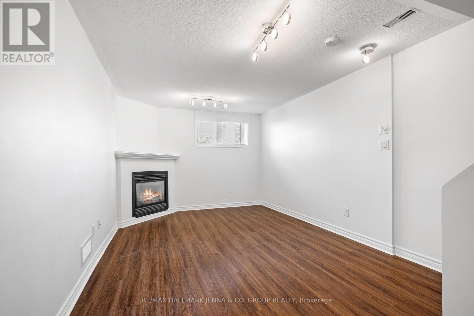 277 Catamount Court, Ottawa, Ontario  K2M 0A9 - Photo 30 - X12151420
