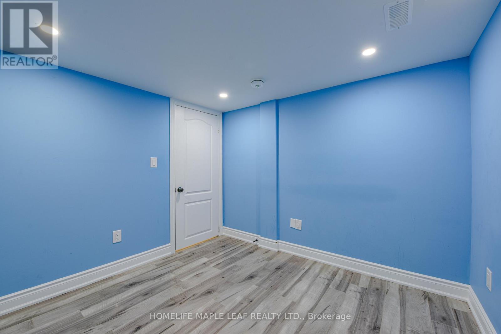 15 Orangeblossom Trail, Brampton, Ontario  L6X 3B4 - Photo 40 - W12150990
