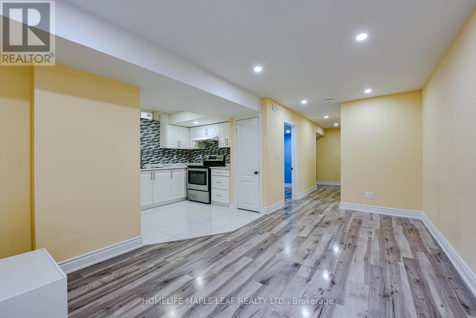 15 Orangeblossom Trail, Brampton, Ontario  L6X 3B4 - Photo 36 - W12150990