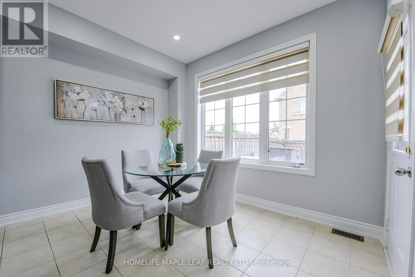 15 Orangeblossom Trail, Brampton, Ontario  L6X 3B4 - Photo 13 - W12150990
