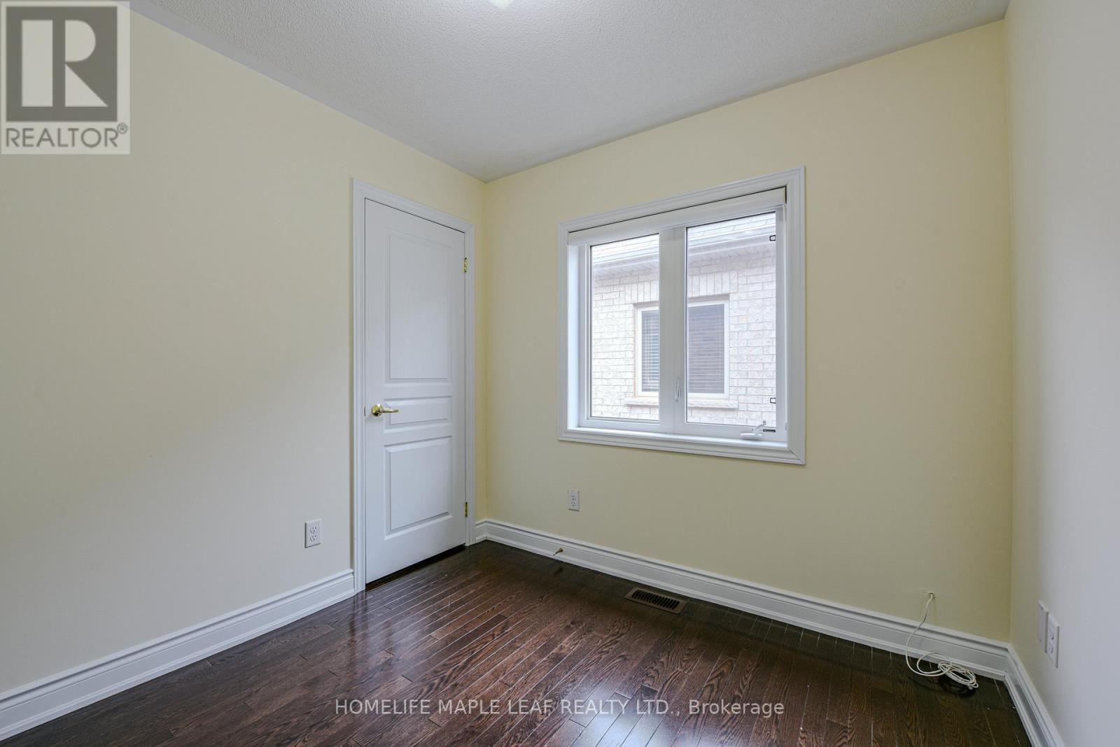 15 Orangeblossom Trail, Brampton, Ontario  L6X 3B4 - Photo 29 - W12150990