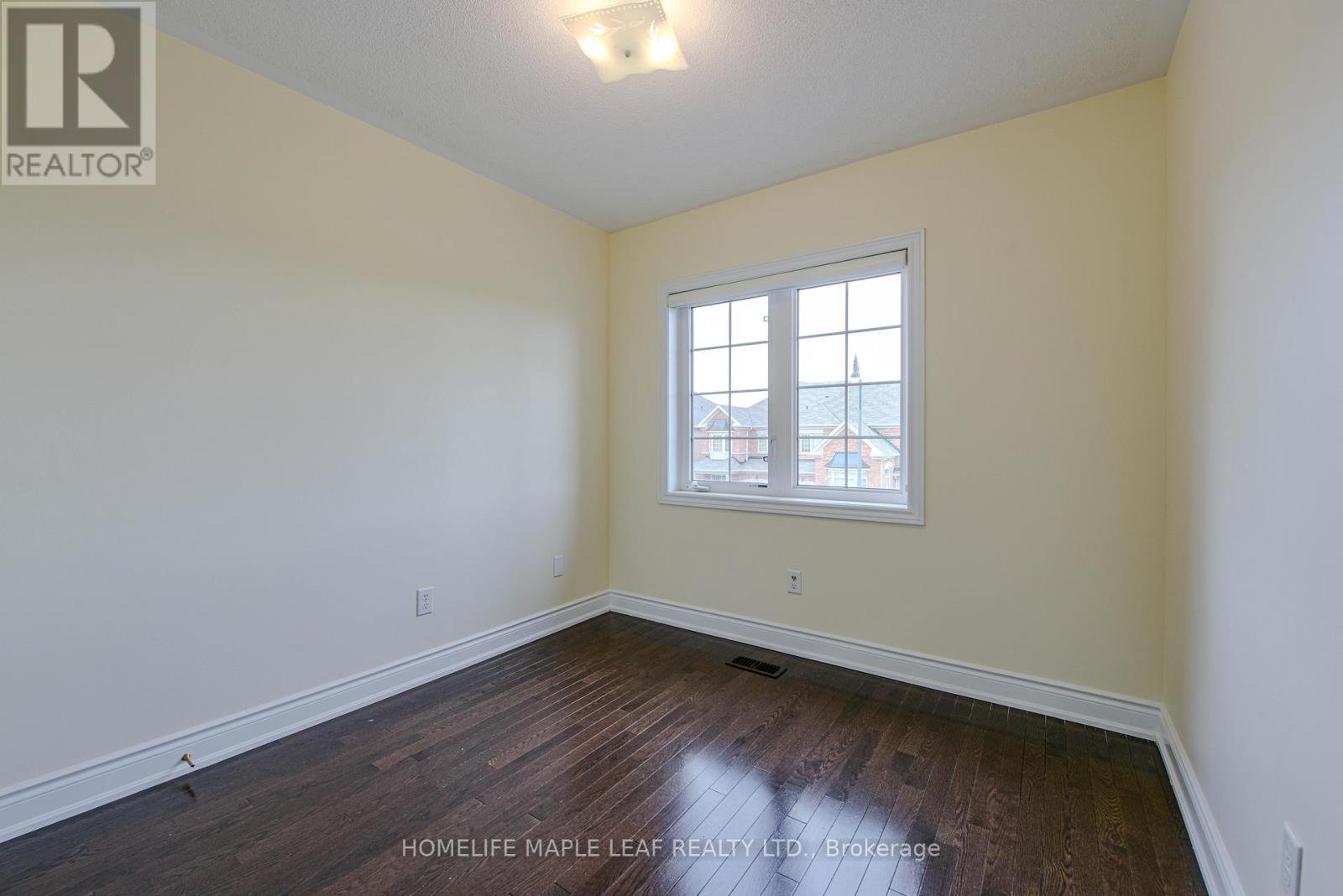 15 Orangeblossom Trail, Brampton, Ontario  L6X 3B4 - Photo 23 - W12150990