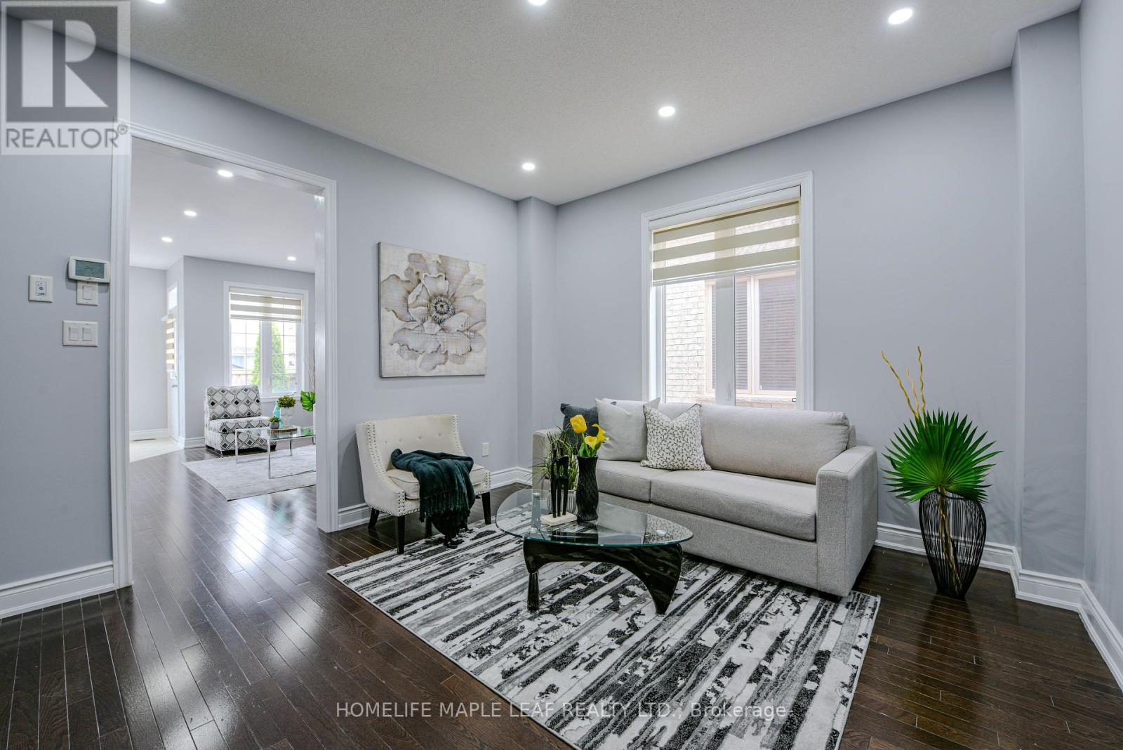 15 Orangeblossom Trail, Brampton, Ontario  L6X 3B4 - Photo 7 - W12150990