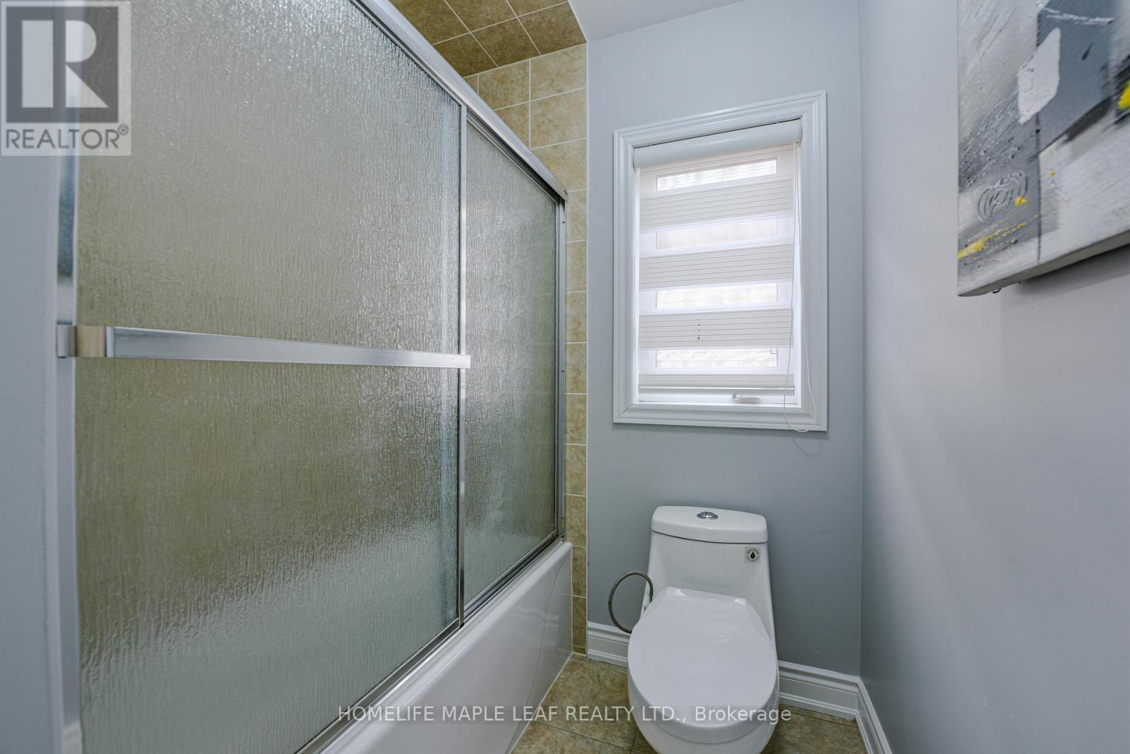 15 Orangeblossom Trail, Brampton, Ontario  L6X 3B4 - Photo 26 - W12150990