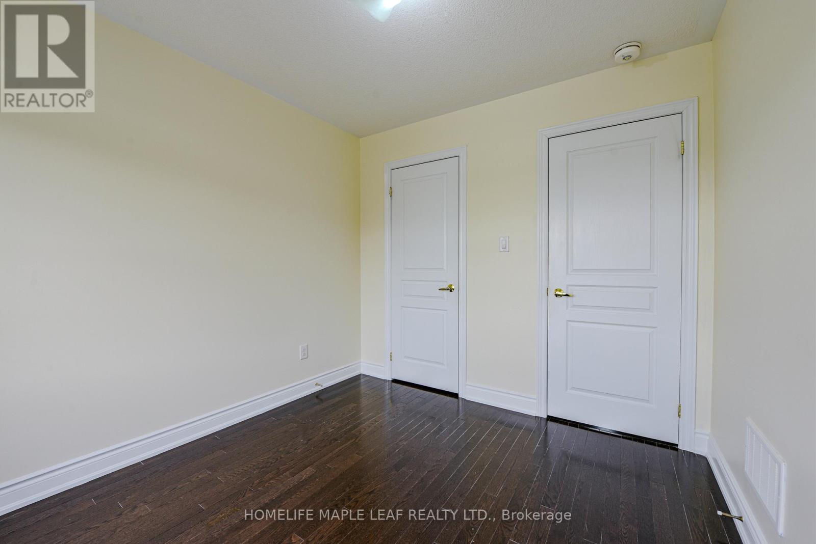 15 Orangeblossom Trail, Brampton, Ontario  L6X 3B4 - Photo 22 - W12150990