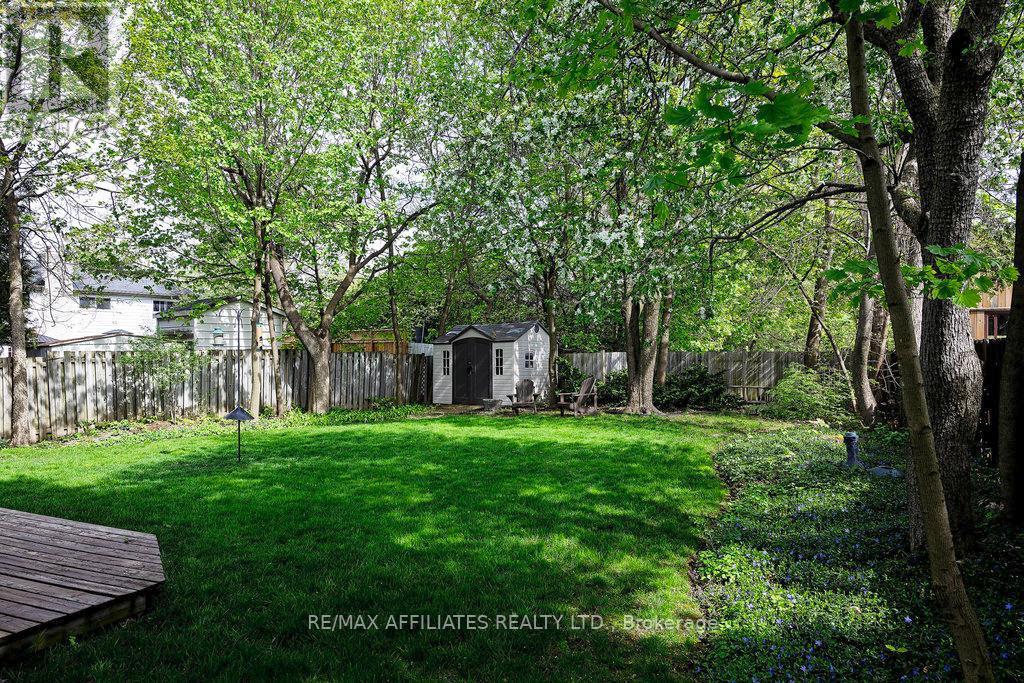 6 Centrepark Drive, Ottawa, Ontario  K1B 3C1 - Photo 33 - X12151800