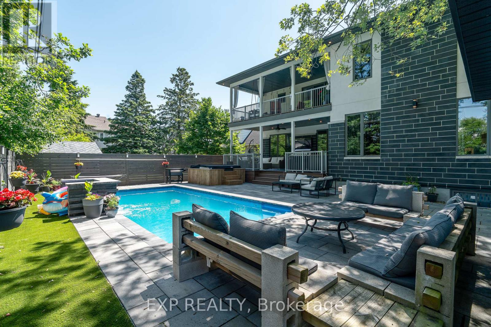 7 Phillip Drive, Ottawa, Ontario  K2E 6R6 - Photo 29 - X12151803