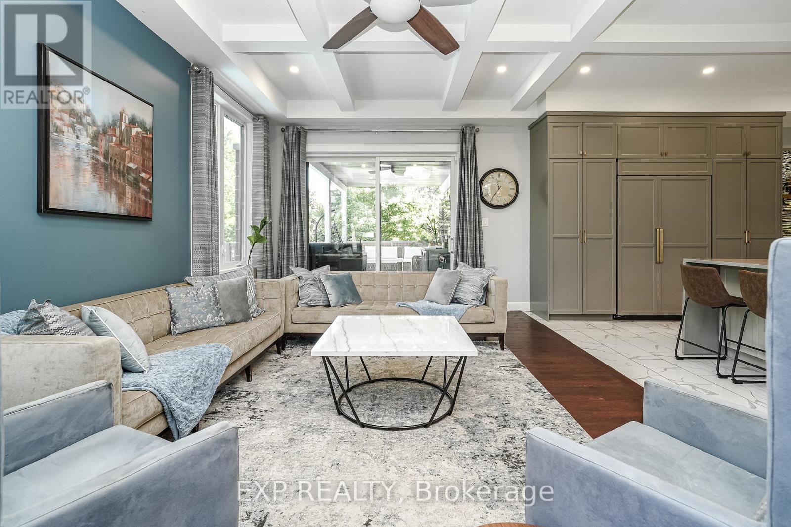 7 Phillip Drive, Ottawa, Ontario  K2E 6R6 - Photo 5 - X12151803