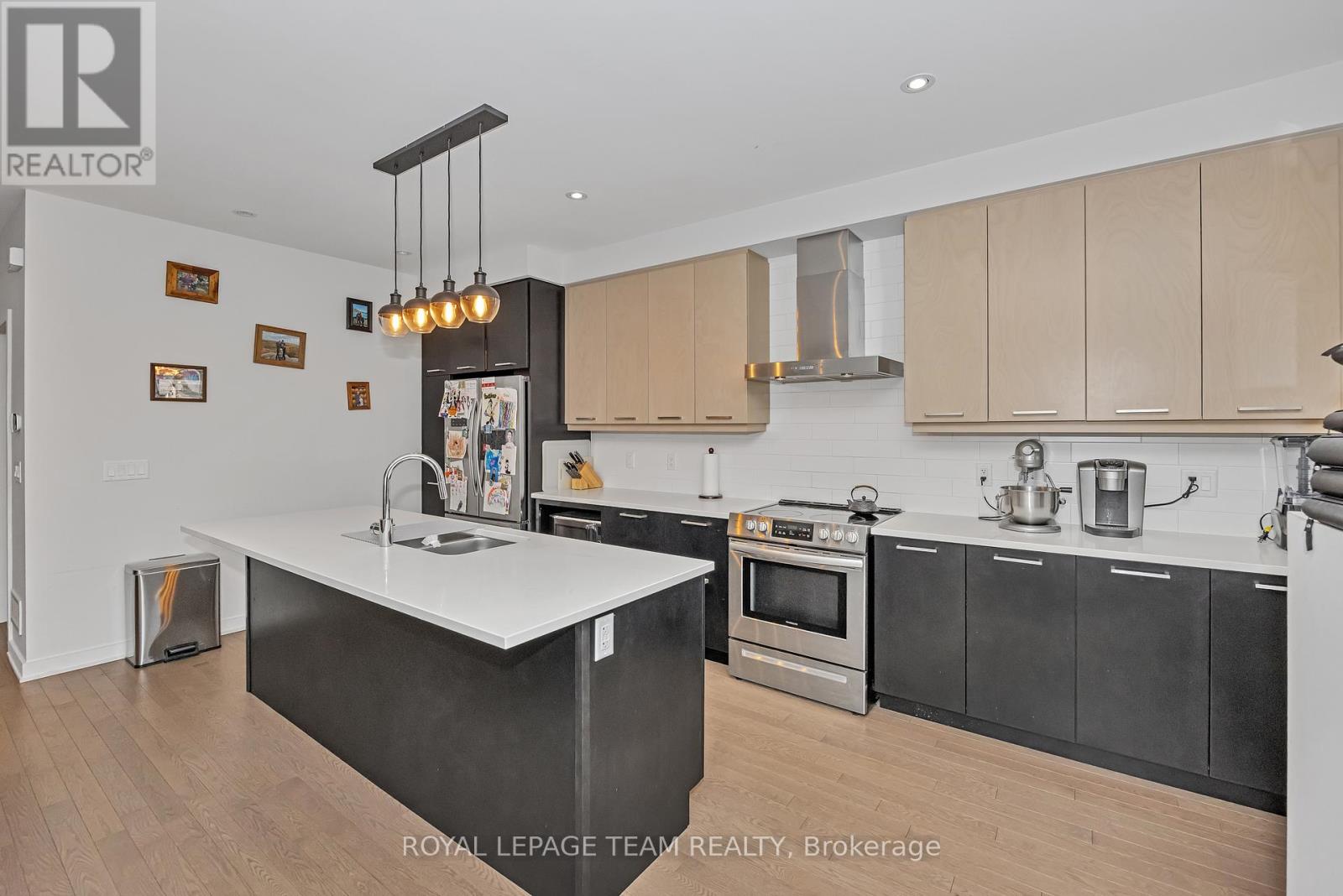 522 Borbridge Avenue, Ottawa, Ontario  K4M 0H9 - Photo 12 - X12151826
