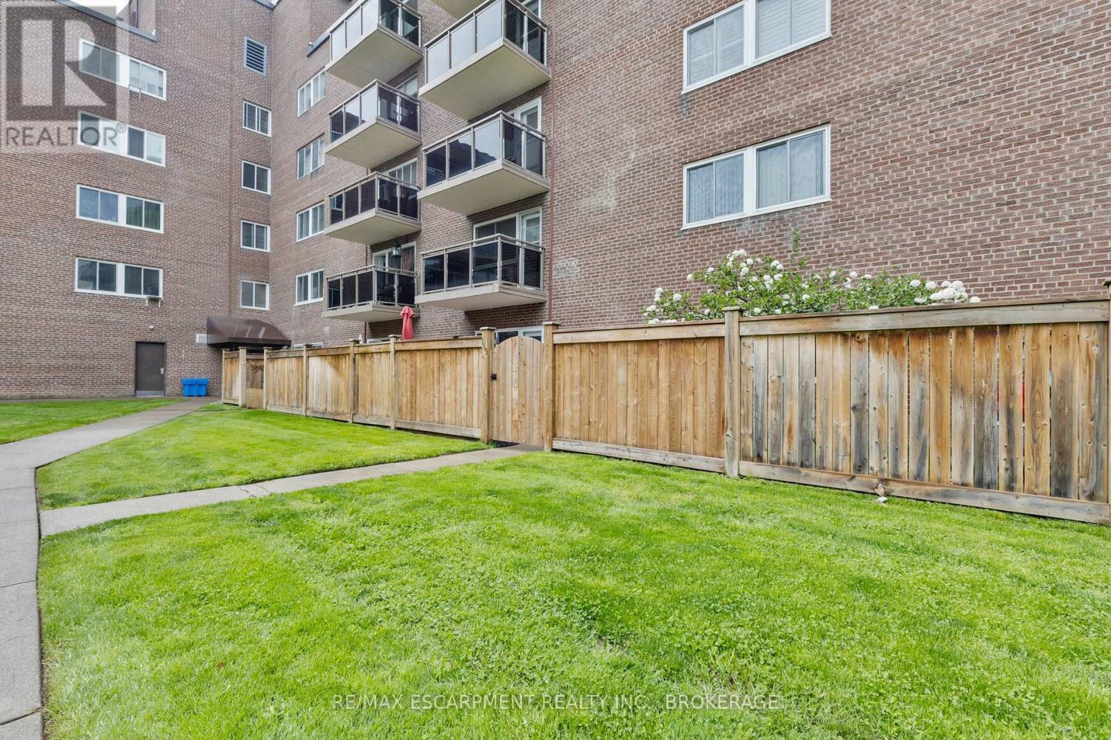 115 - 196 Scott Street, St. Catharines (Fairview), Ontario  L2N 5T2 - Photo 23 - X12148181