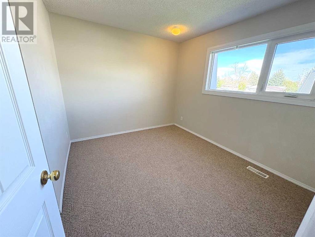 8, 1601 23 Street N, Lethbridge, Alberta  T1H 4M9 - Photo 13 - A2218003