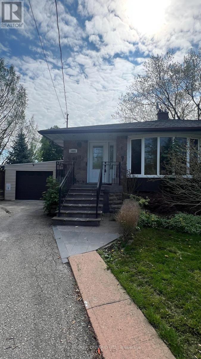 3465 Orion Crescent, Mississauga, Ontario  L5C 2H7 - Photo 1 - W12148840