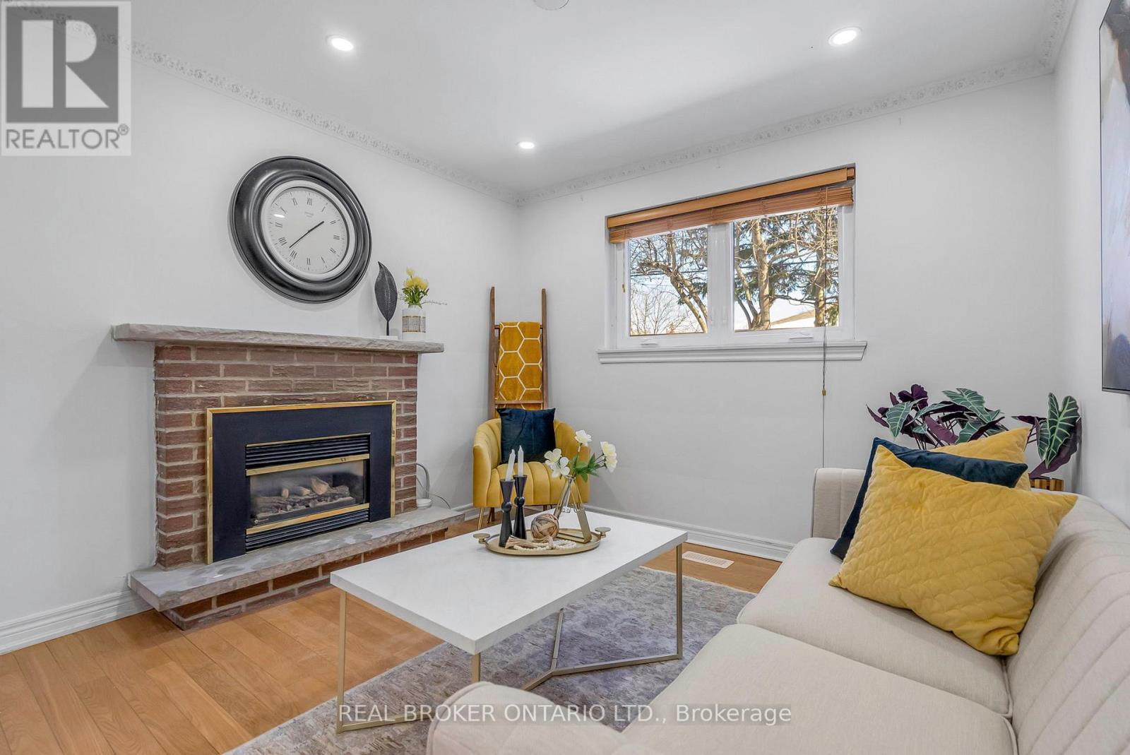 3465 Orion Crescent, Mississauga, Ontario  L5C 2H7 - Photo 24 - W12148840