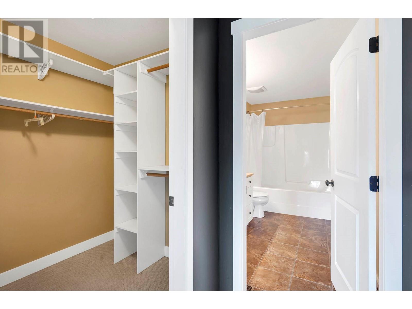 Property at 2074 HIGHLAND Place image 3