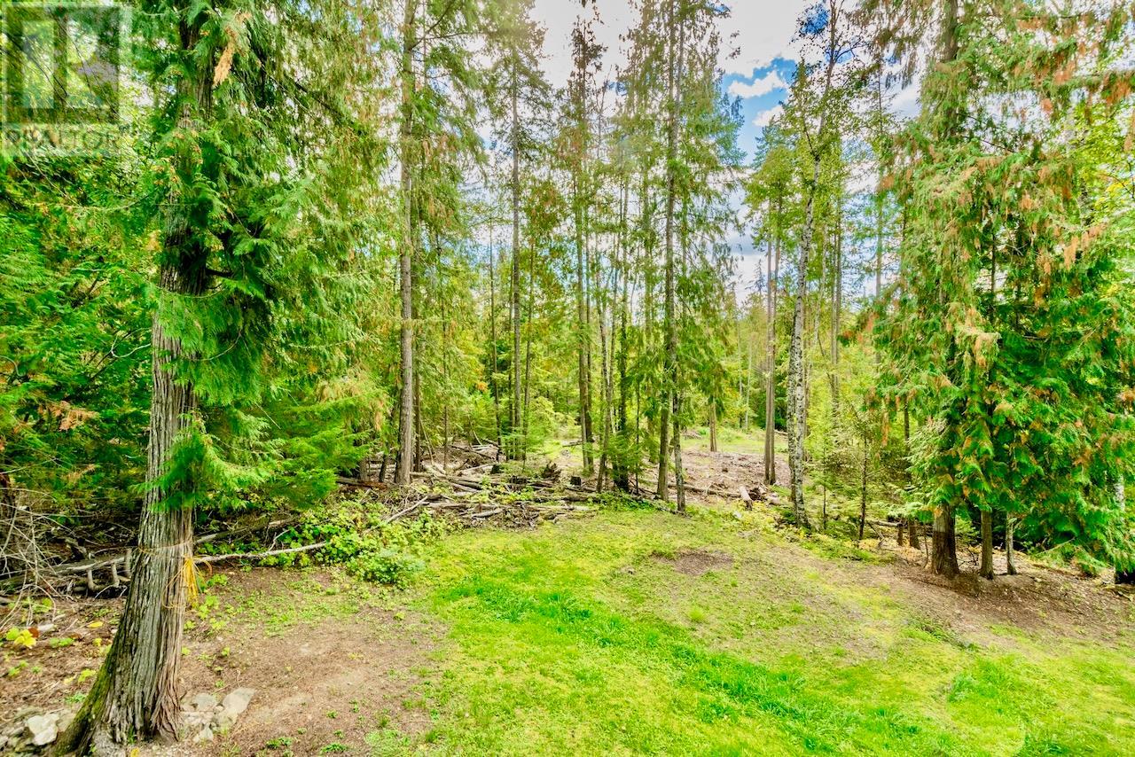 Property at 7281 Birch Close Lot# 84 image 3