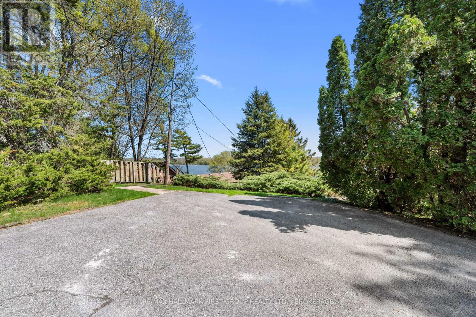 4220 Bath Road, Kingston, Ontario  K7M 4Y7 - Photo 3 - X12151874