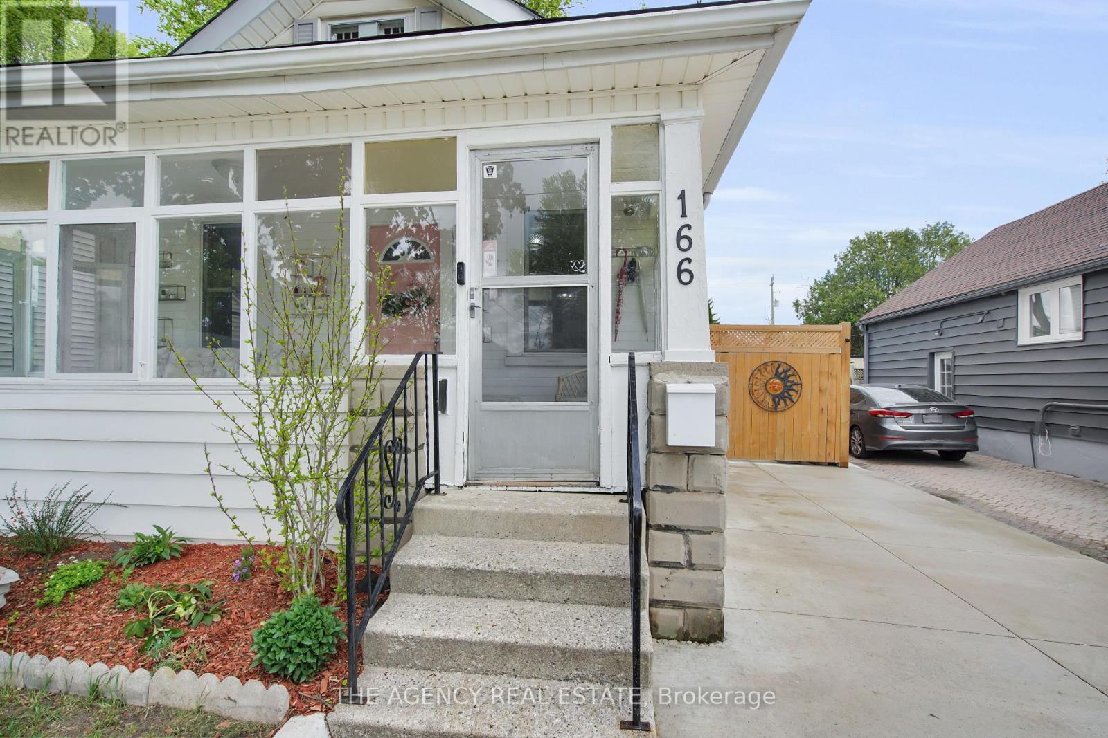 Property at 166 GILES STREET image 4