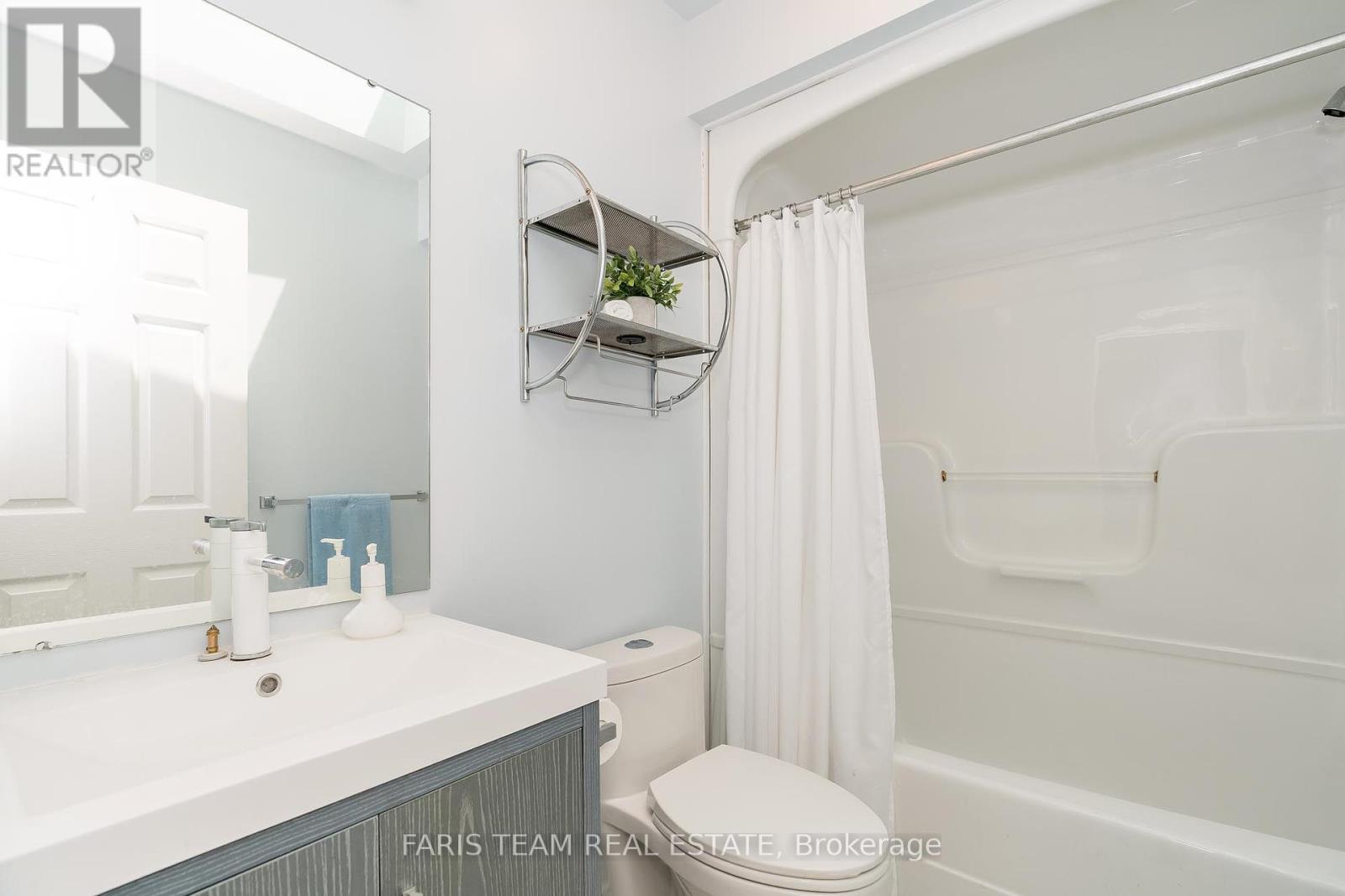 30 Indiana Avenue, Wasaga Beach, Ontario  L9Z 3A8 - Photo 14 - S12151108