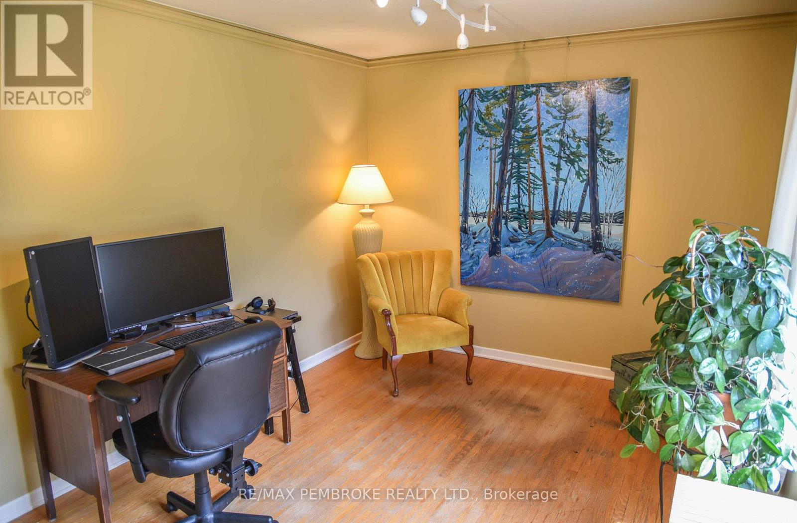 239 Thomas Street, Deep River, Ontario  K0J 1P0 - Photo 27 - X12151904