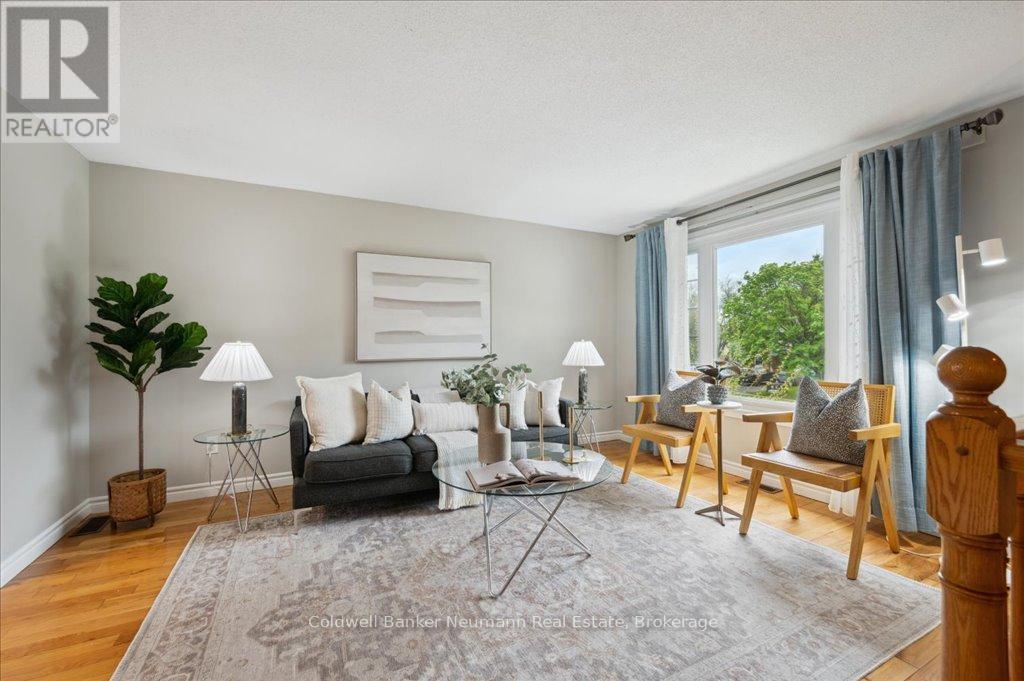 Property at 102 BARNICKE DRIVE image 5