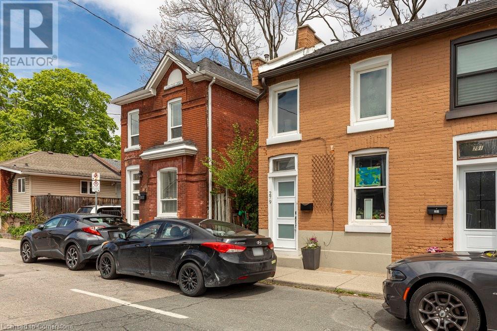 Property at 279 WILSON Street image 4