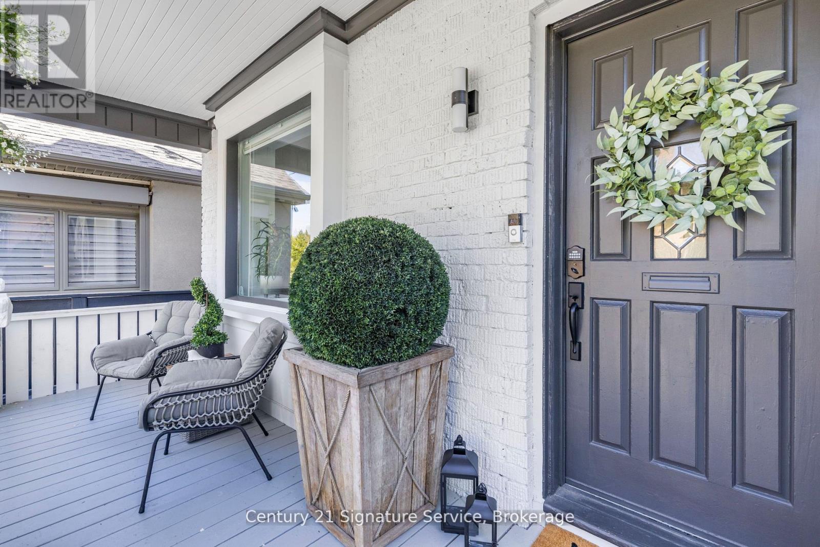 349 Windermere Avenue, Toronto, Ontario  M6S 3L1 - Photo 2 - W12151814