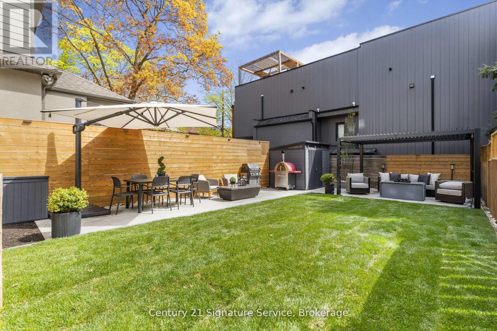 349 Windermere Avenue, Toronto, Ontario  M6S 3L1 - Photo 22 - W12151814